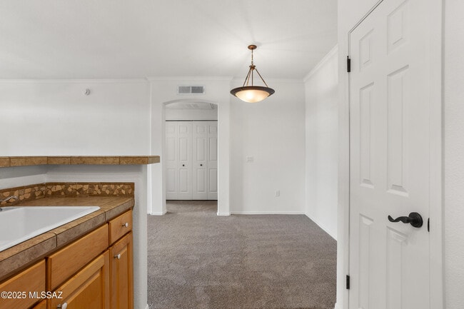 Building Photo - 7050 E Sunrise Dr