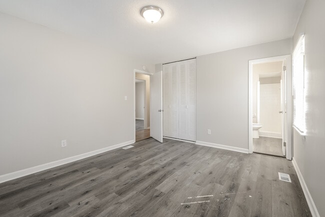 Building Photo - 1621 Sonia Dr