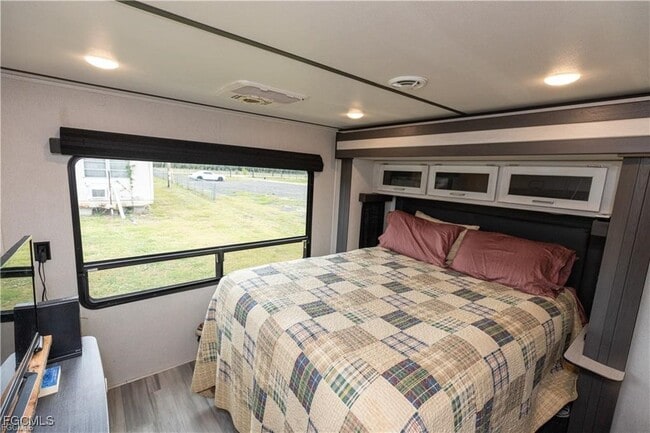 Building Photo - 17861 Palm Creek Dr