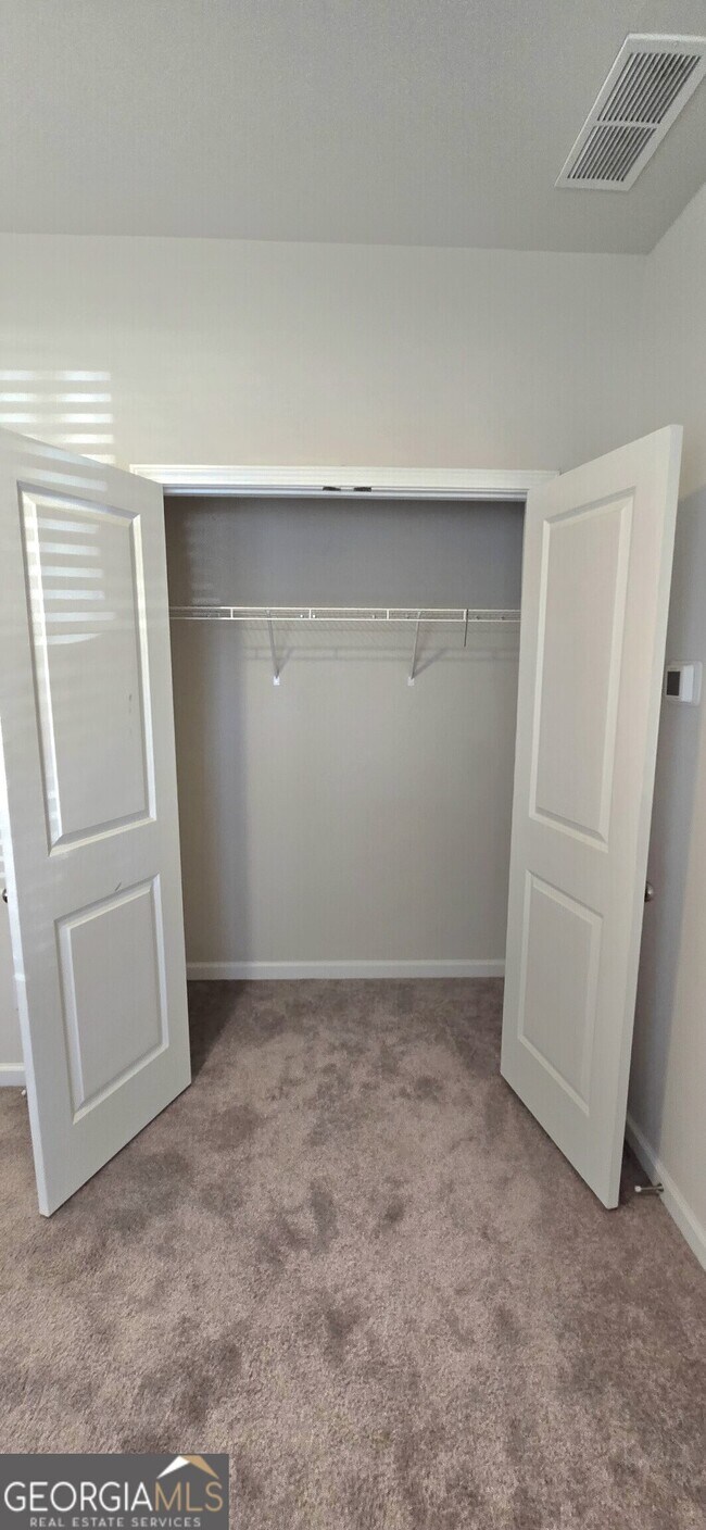 Building Photo - 3608 Hidden Valley Cir