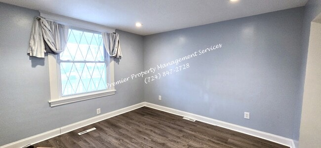 Building Photo - 509 Old Zelienople Rd