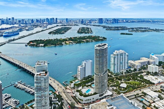 Building Photo - 501 West Ave