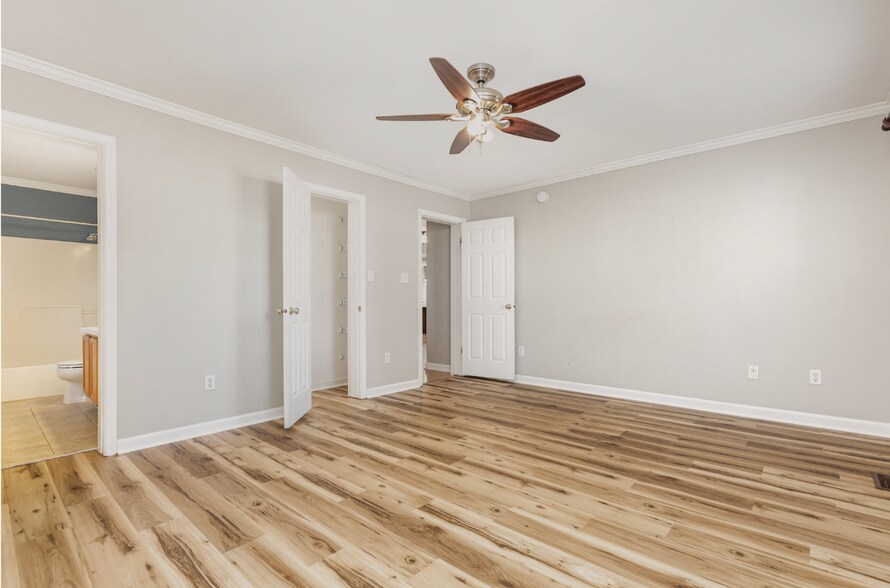 Building Photo - 120 Braxberry Way