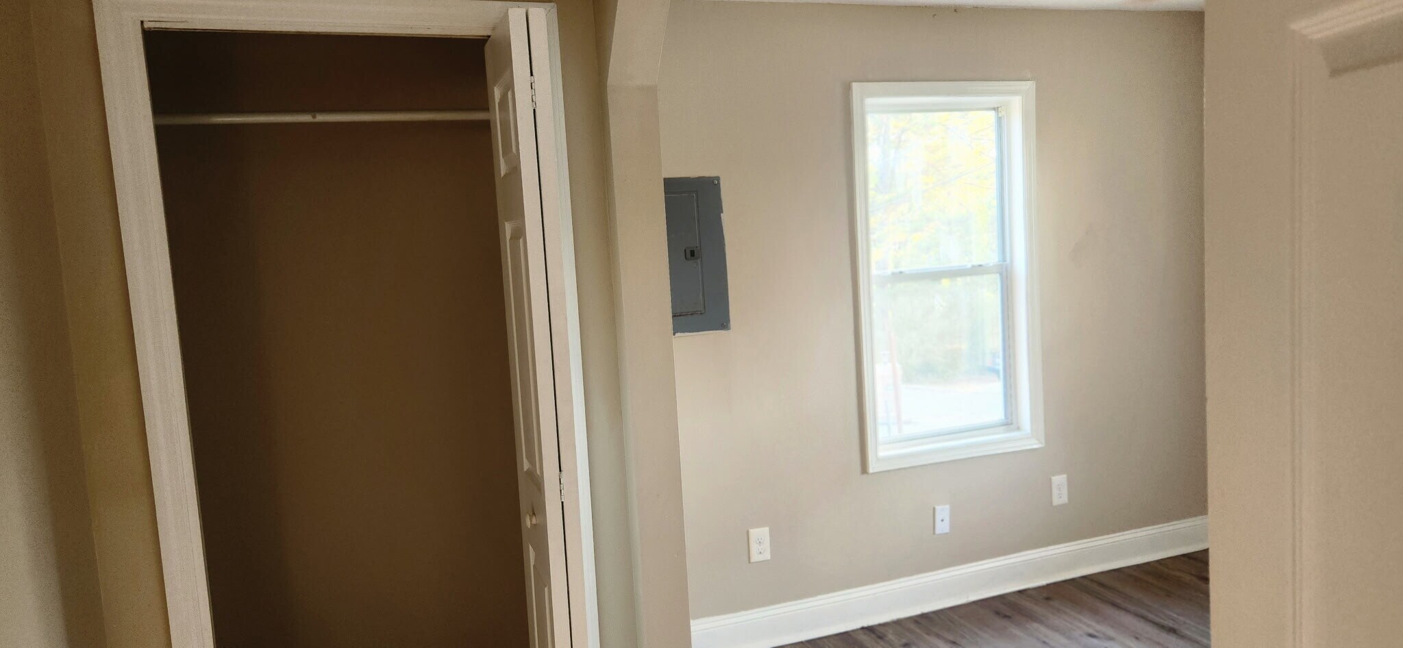 Building Photo - 2601 Acuff St