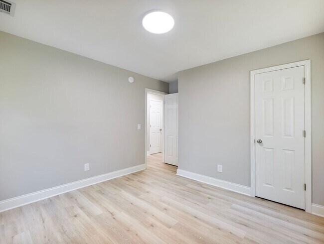 Building Photo - 2862 Argyle Dr NW