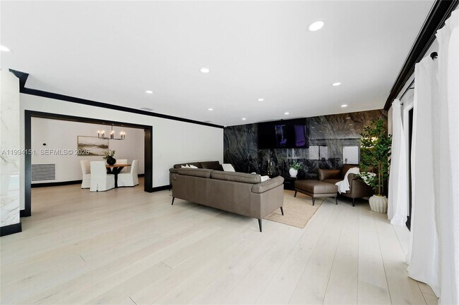 Building Photo - 8341 SW 87th Terrace