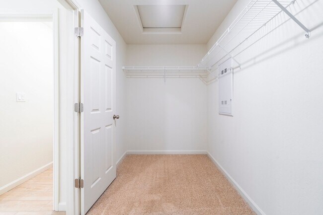 Building Photo - 6313 E Meritage Dr