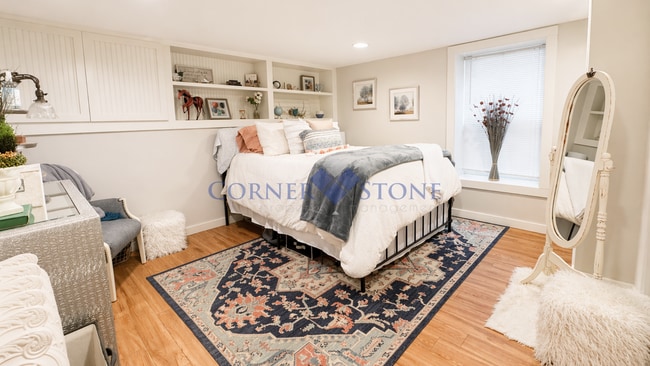 Building Photo - Stunning Home In Desired Boise Location!