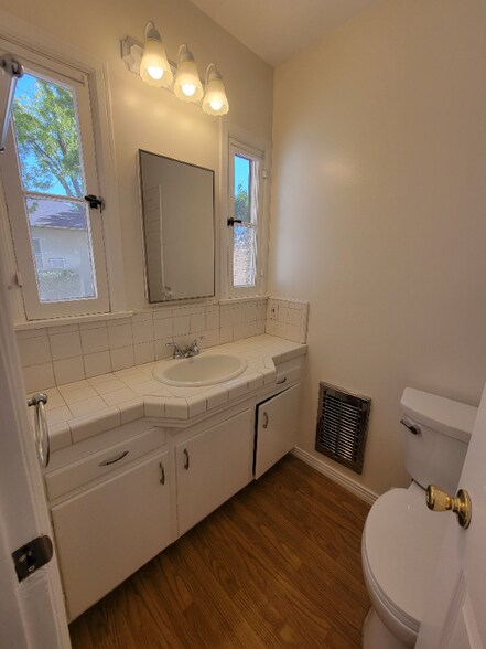 Building Photo - 13644 Leadwell St