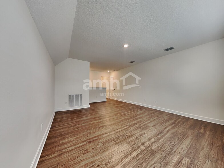 Building Photo - 974 Sunny Stroll Dr