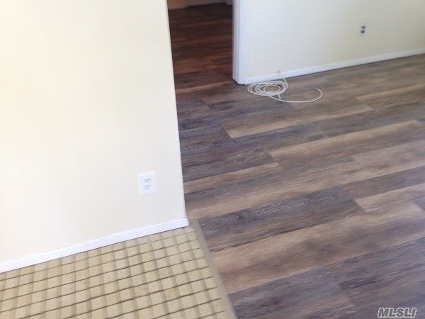 Building Photo - 17 Shamrock Ln