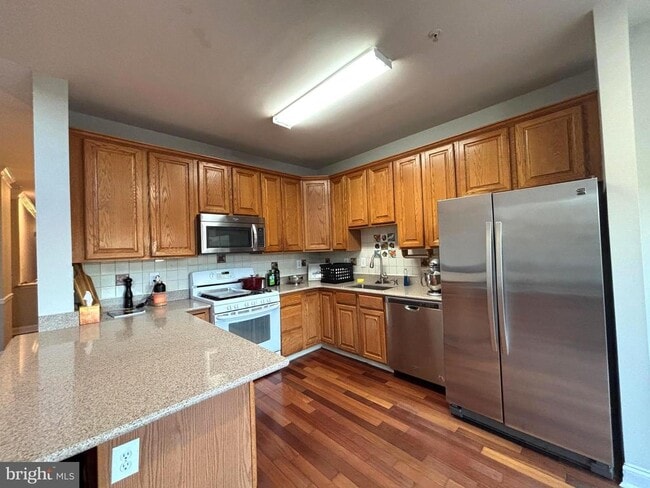 Building Photo - 113 Turnhill Ct