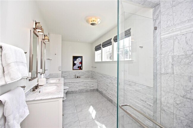 Building Photo - 203 Coggeshall Ave