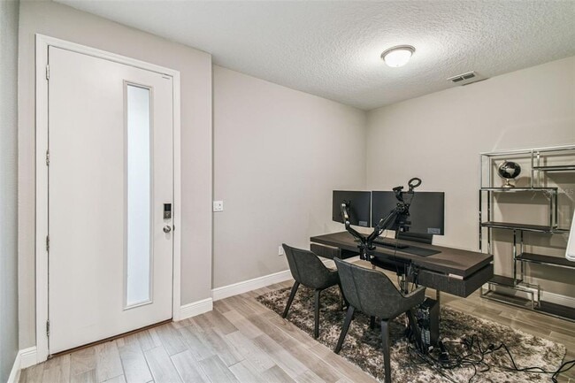 Building Photo - 1447 Broad Wing Ln