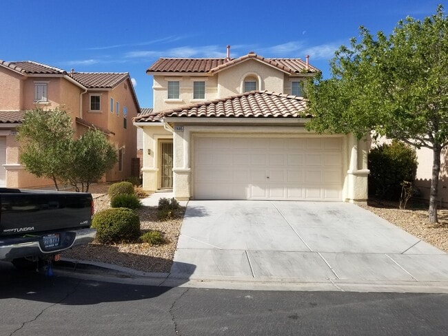 Primary Photo - 3 Bedroom centrally located near Silverado Ranch!