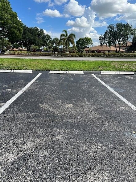 Building Photo - 13455 SW 9th Ct