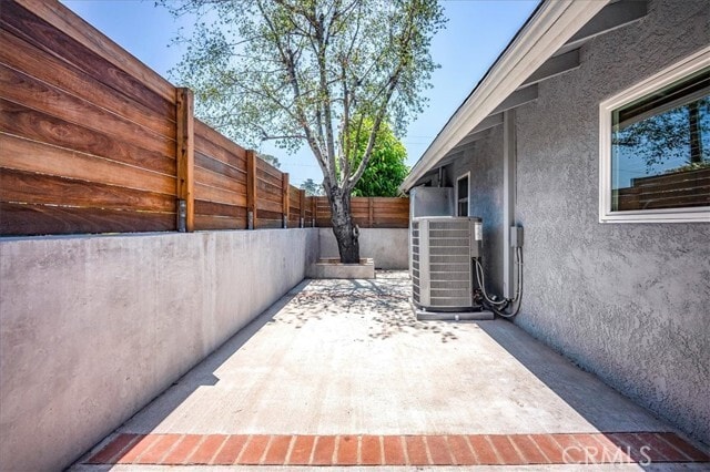Building Photo - 385 E Mendocino St