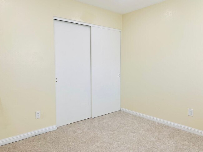 Building Photo - 5277 Mt Ararat Dr