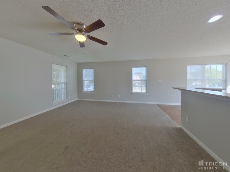 Building Photo - 2023 Wexford Way