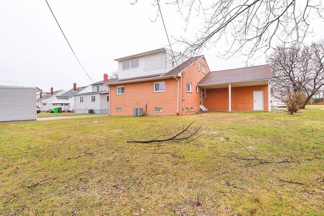 Building Photo - 11425 Tonsing Dr