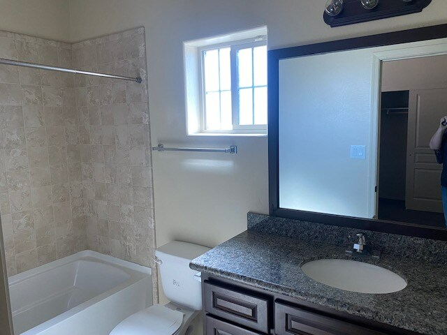 Building Photo - 4182 S Sunflower Dr