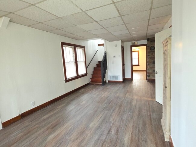 Building Photo - 117 Woodland Dr