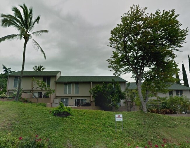 Primary Photo - Come stay at this artfully updated 4 bed 2...