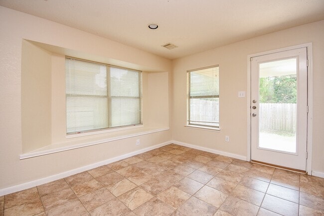 Building Photo - 29223 Legends Bluff Dr