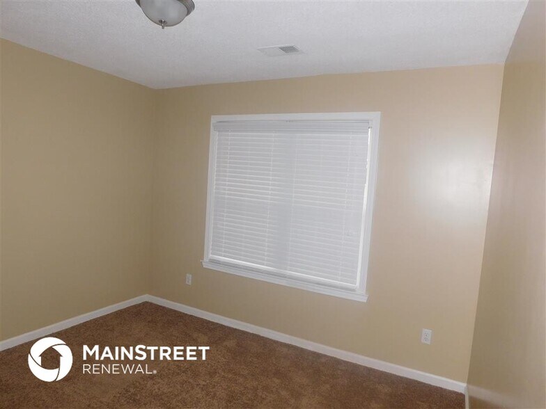 Building Photo - 9254 Tamhaven Dr