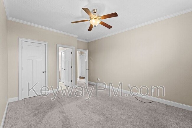 Building Photo - 582 Bunchgrass St