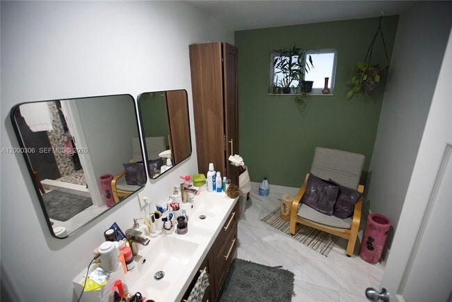 Building Photo - 4432 NW 98th Ave