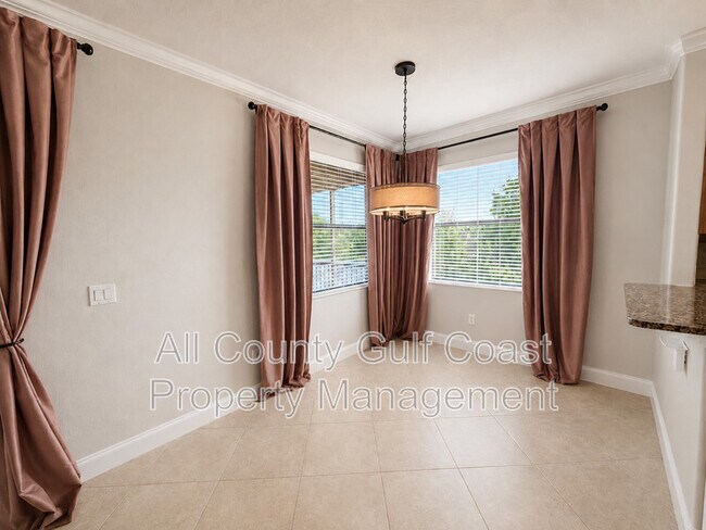 Building Photo - 211 Red Fox Ct