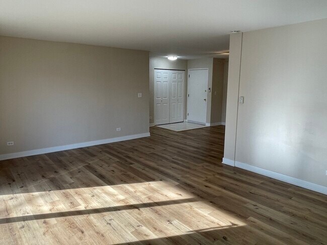 Building Photo - 535 S Cleveland Ave