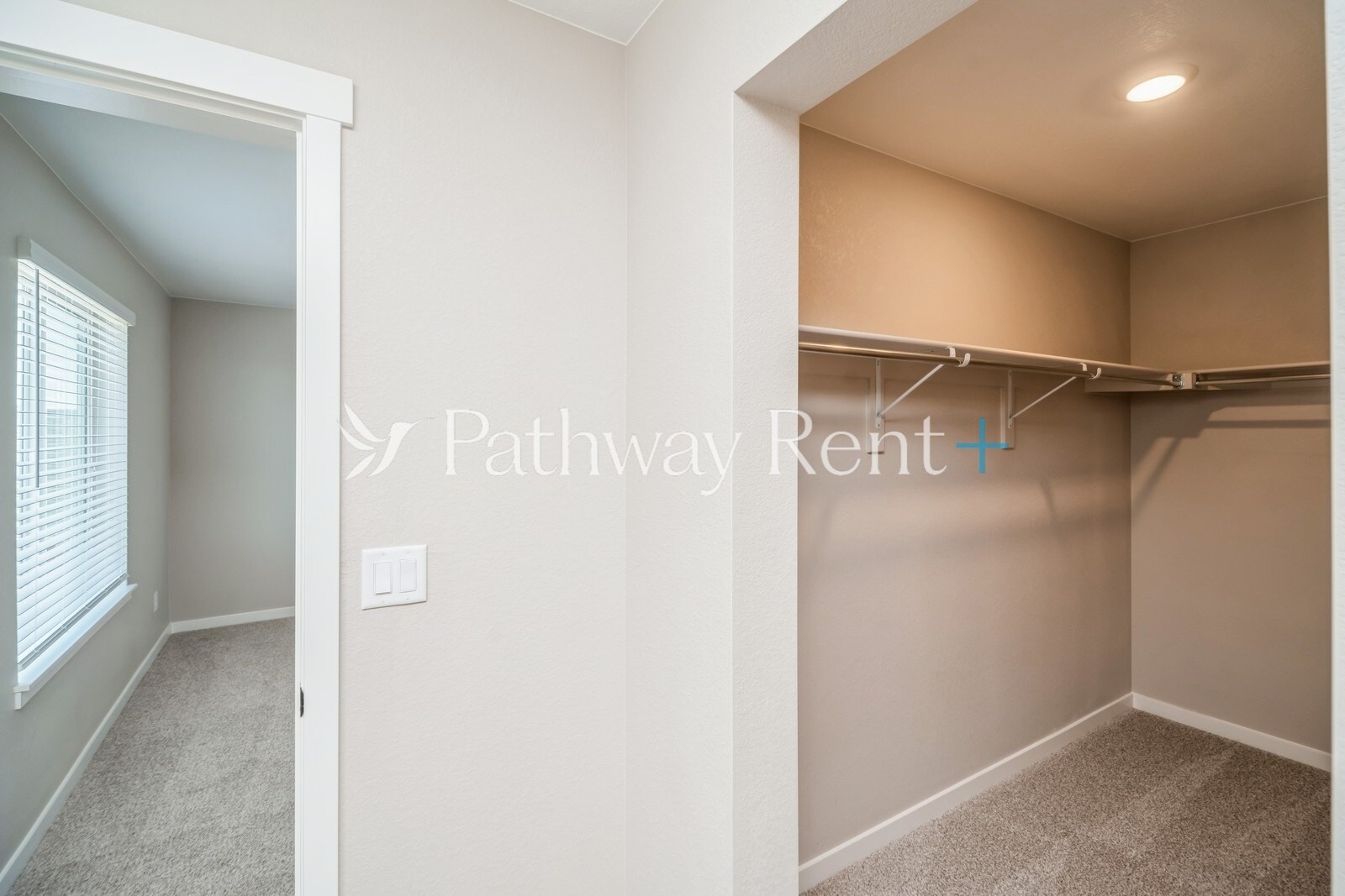 Building Photo - 9464 Yampa St