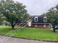 Building Photo - 426 Keesling Ave