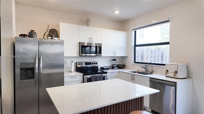 Building Photo - 23442 SW 127th Pl