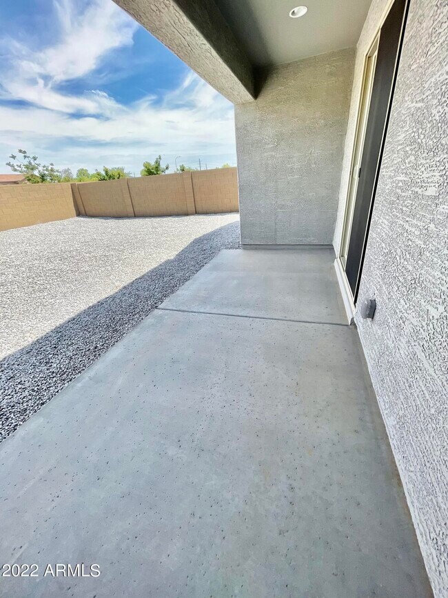 Building Photo - 3831 S 63rd Dr