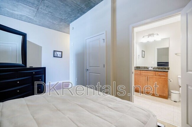 Building Photo - 855 Peachtree St NE