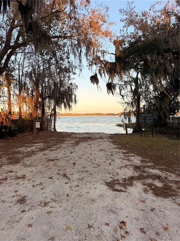 Building Photo - 5480 Lake Jessamine Dr