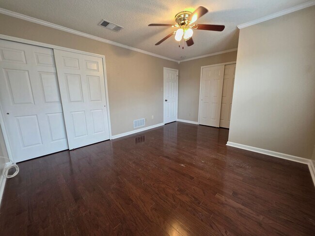 Building Photo - 1407 Blackbridge