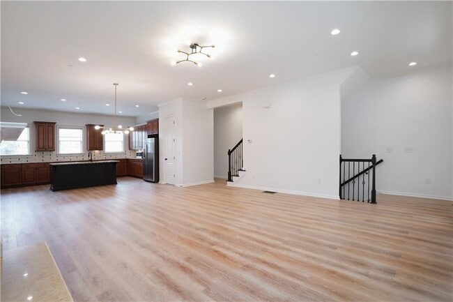 Building Photo - 949 Opelousas Way