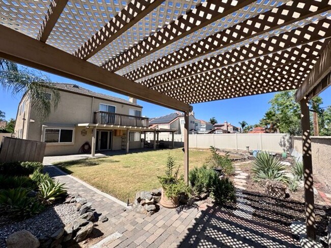 Building Photo - Spacious 5 Bedroom Home in Menifee Lakes with a 3 Car Garage for Lease!