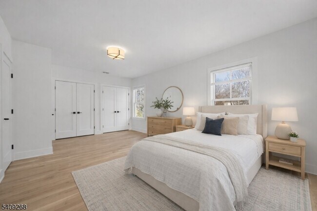 Building Photo - 96 Watchung Ave