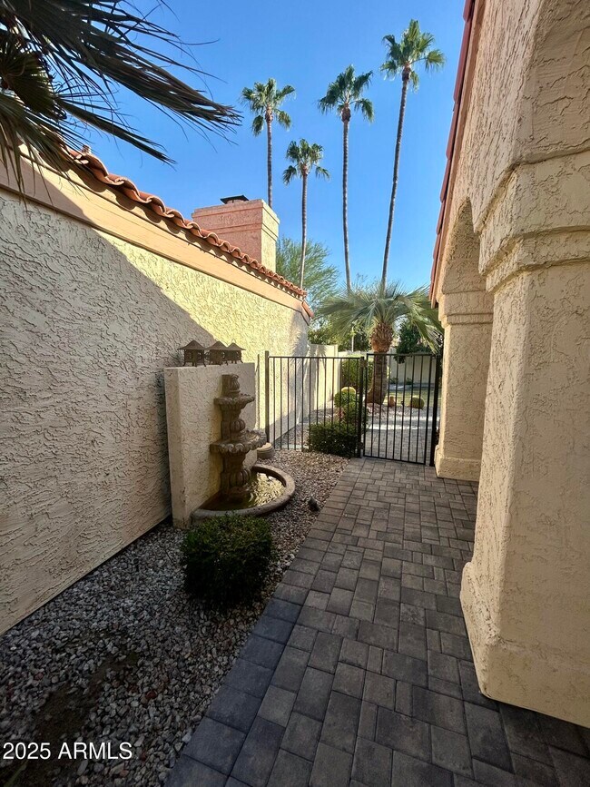 Building Photo - 9991 E Purdue Ave