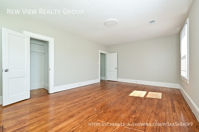 Building Photo - 134 Saluda St