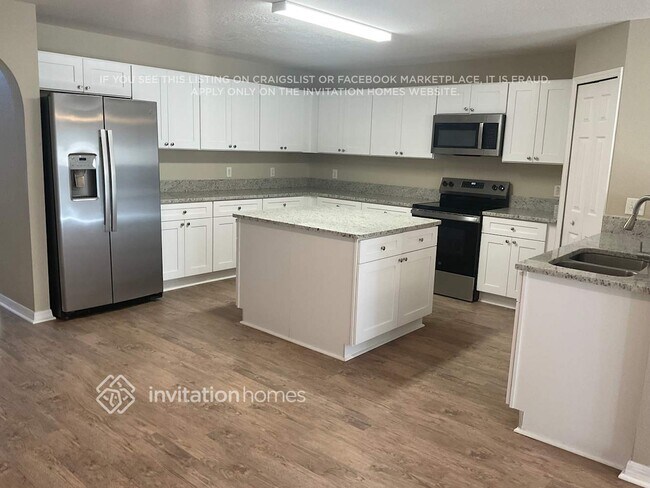 Building Photo - 1264 Myopia Hunt Club Dr