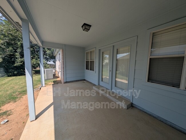 Building Photo - 6945 E 46th Pl