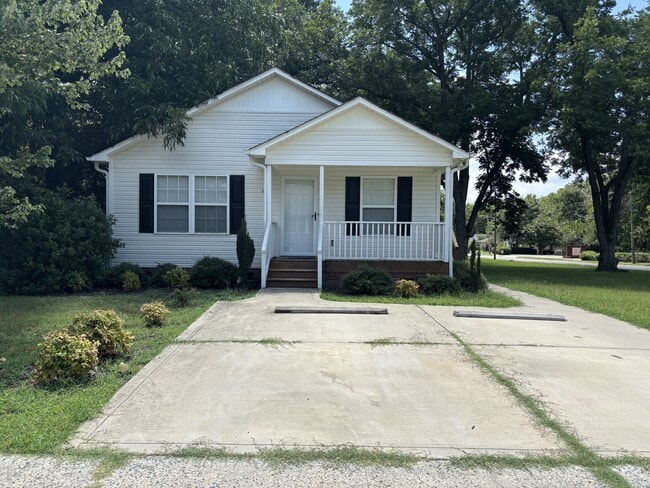 Primary Photo - 529 Whitner St