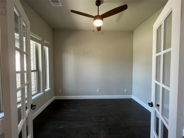 Building Photo - 249 Lillian Ln