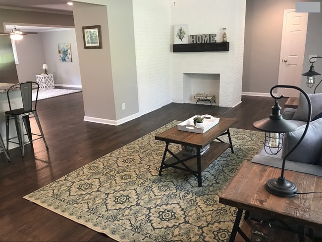 Building Photo - Newly renovated 3BR, 3.5 Bath Ranch with basement